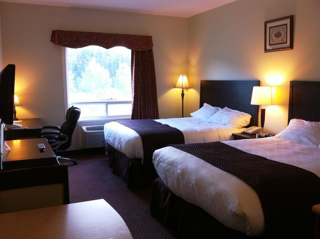 Days Inn By Wyndham Chetwynd Kamer foto